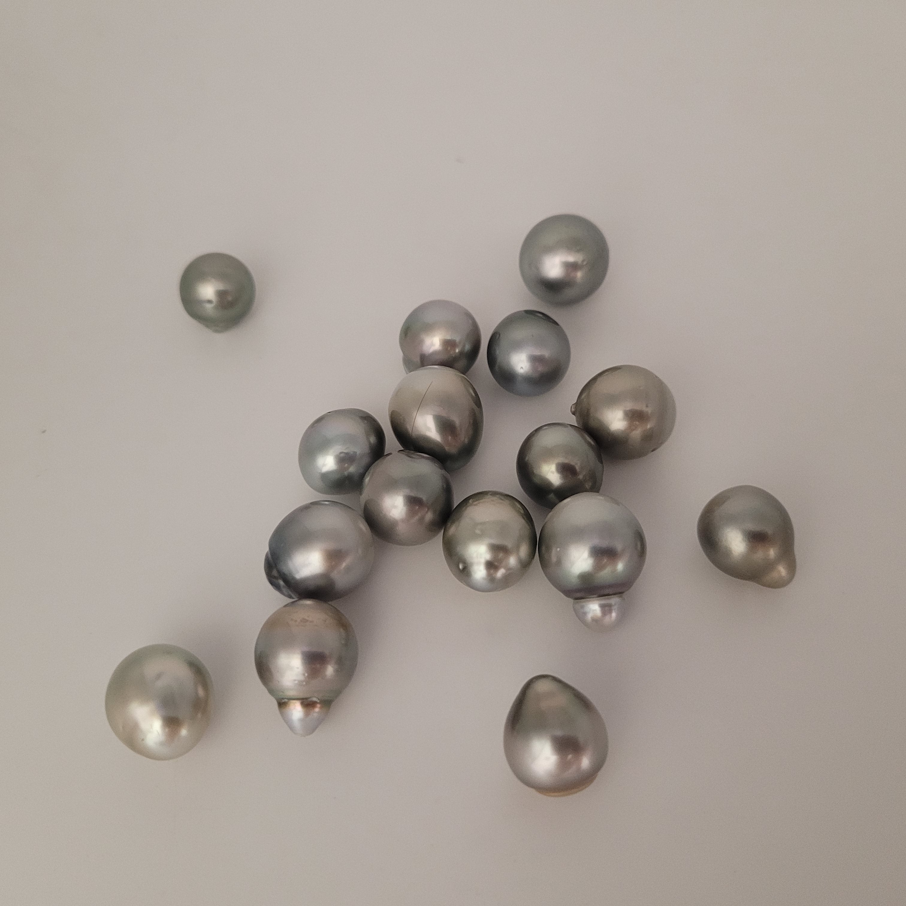 Tahiti Loose Pearls 12-13 mm Drop Shape Quality AAA